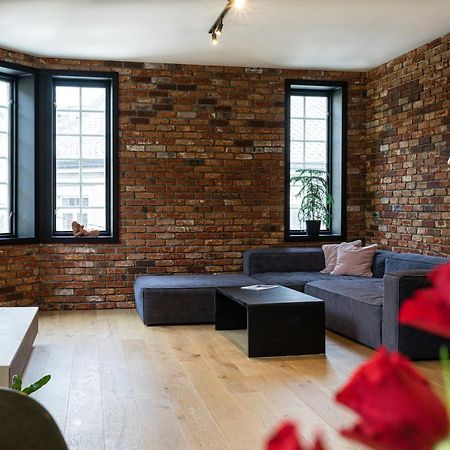 Family Friendly Apartment By The Park In The Very Center Of Ålesund Zewnętrze zdjęcie